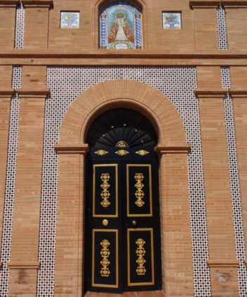 Das Tor der Kapelle